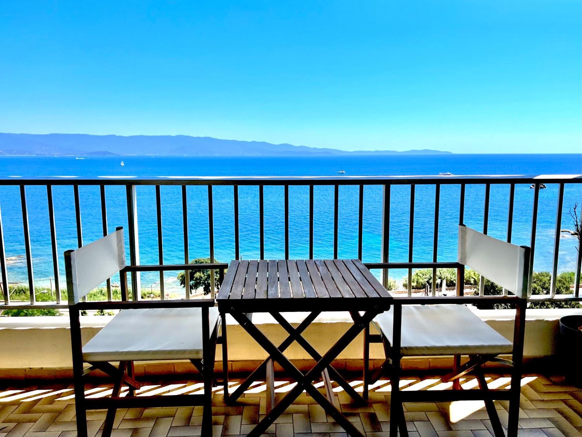 Appartement Avec Magnifique Vue Mer Ajaccio  Kültér fotó